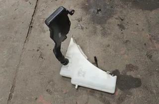 AUDI A5 8T (2007-2016) Window Washer Tank 8T0955453C 34046777