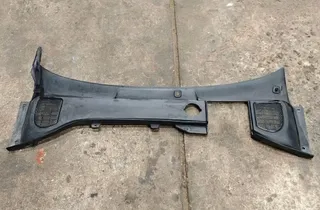 VOLVO XC60 1 generation (2008-2017) Front  Wiper Cowl Trim 31402671 34072054