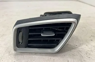 NISSAN Rogue 2 generation (2014-2020) Вентиляционные отверстия в приборной панели 4SA0AAS,PG05LZ08,687614CE1A,687614BA1A,687614BA0A 32993487