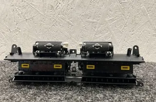 BMW 5 Series G60 (2023-2024) Dashboard Air Vents 5A62747 34080992