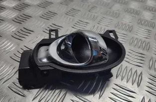 NISSAN Juke YF15 (2010-2020)  Правая задняя внутренняя ручка открытия 36270905