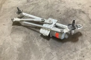 KIA Cee'd 3 generation (2018-2020) Front Windshield Wiper Mechanism 33803117