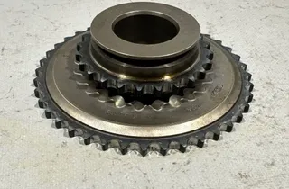 AUDI A8 D2/4D (1994-2002) Distribution intermediate gear 06E109077E 31422895