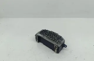 VOLKSWAGEN Golf Plus 1 generation (2004-2009) Blower fan relay 3C0907521B 31900273