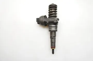 VOLKSWAGEN Touran 1 generation (2003-2015) Fuel Injector 038130073AG 36191014