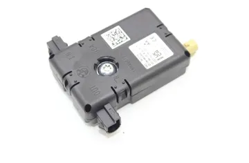 BMW 4 Series G22, G23, G26 (2020-2023) Bootlid Antenna Amplifier 5A701E9 33525574