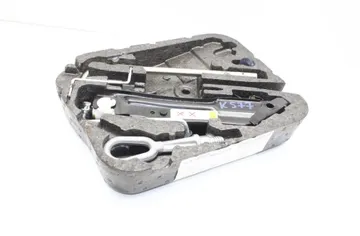 MINI Roadster 1 generation (2011-2015) Tool set 6778555 36012249