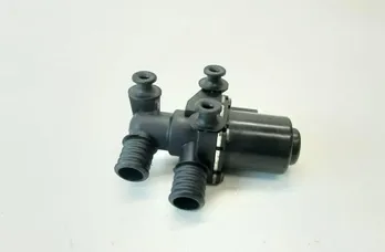 BMW 5 Series E60/E61 (2003-2010) Клапан радиатора отопления 6411692022602 33622461