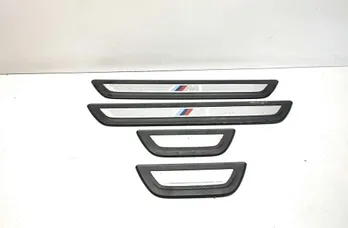 BMW X3 F25 (2010-2017) Front Left Door Panel 8050459 33636510