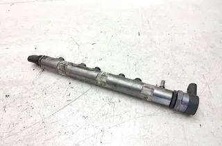 BMW 3 Series E90/E91/E92/E93 (2004-2013) Топливная рейка 7809128 33676698