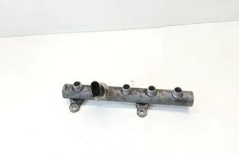 AUDI A6 C6/4F (2004-2011) Топливная рейка 059130089AA 33697538