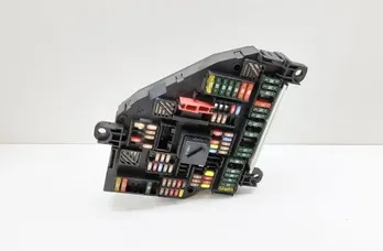 BMW 7 Series F01/F02 (2008-2015) Fuse box 9210857 33699031