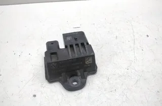 BMW 1 Series F20/F21 (2011-2020) Свечи 8570087 33701034