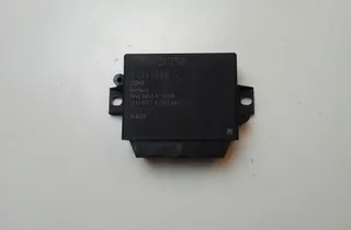 VOLVO V70 3 generation (2007-2020) PDC Parking Distance Control Unit 31341090 34490081