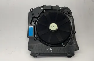 BMW 5 Series F10/F11 (2009-2017) Низкочастотный динамик с правой стороны 916968602,65139169686-02,9169686 29584623