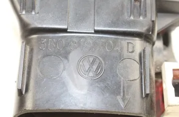 VOLKSWAGEN Passat B5 (1996-2005) Вентиляционные отверстия в приборной панели 3B0819704D 33287512