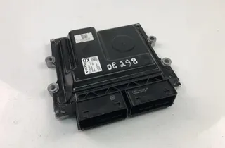 VOLVO V60 1 generation (2010-2020) Engine Control Unit ECU 31452623 34200354