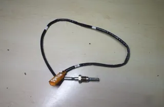 VOLKSWAGEN Variant VII TDI (2014-2024) Exhaust gas temperature sensor 04L906088B 23152752