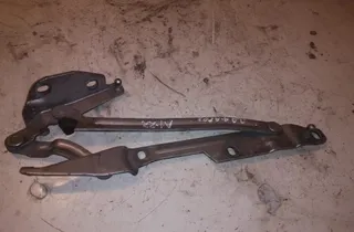 AUDI A8 D2/4D (1994-2002) Left Side Bootlid Hinge 23194357