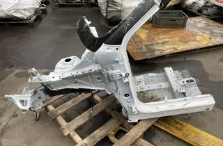 TOYOTA Yaris Cross 1 generation (2020-2023) Четверть передняя левая 33523083