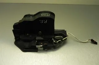 BMW 5 Series F10/F11 (2009-2017) Замок двери передний правый 7185692,51217185692 33591029