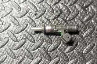 BMW M5 E60/E61 (2004-2010) Форсунка 7834893 28618367