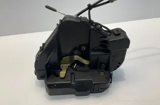 MERCEDES-BENZ E-Class W211/S211 (2002-2009) Замок задней правой двери 2117300635 33343452