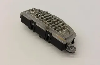 VOLKSWAGEN Passat B8 (2014-2023) Blower fan relay 3Q0907521A 34446250