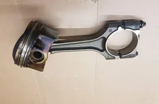 AUDI A3 8V (2012-2020) Piston 34332143