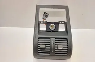 VOLKSWAGEN Passat B6 (2005-2010) Задняя воздушная решётка 3C0819203 34325320