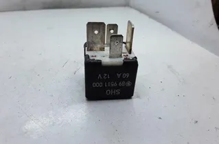 AUDI A6 C5/4B (1997-2004) Реле 30858687,443951253J,899511000 25477073