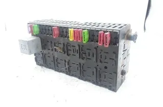 AUDI 80 B3 (1986-1992) Fuse box 357937039 25494811