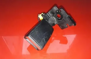 VOLVO V40 2 generation (2012-2020) Средняя пряжка сиденья задняя 20141209,31292085 25541729