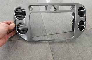 VOLKSWAGEN Tiguan 1 generation (2007-2017) Centre Console Trim Cover 5m0858071k,5m0858071 36229348