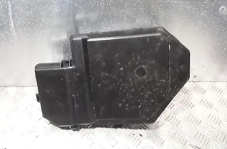 AUDI A6 C6/4F (2004-2011) Fuse Box 4F0035613 33831624