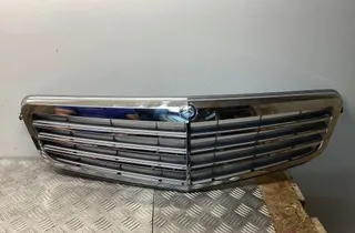 MERCEDES-BENZ C-Class W205/S205/C205 (2014-2023) Решетка радиатора переднего бампера A2048800323 34603451