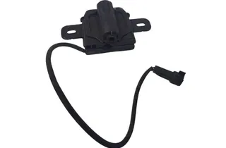 VOLVO V40 Cross Country 1 generation (2012-2020) Bonnet Lock 31371016 33847726