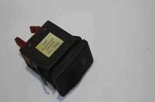 AUDI A4 B5/8D (1994-2001) ASR switch 8D0927133 27160759