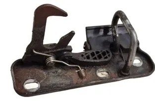 VOLKSWAGEN Jetta 5 generation (2005-2011) Крюк капотa 1K0823480 36003684