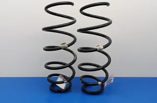 OPEL Astra K (2015-2021) Пружина передняя левая 33076348