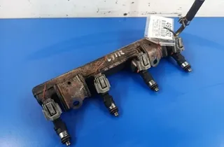 NISSAN Micra K12 (2002-2010) Топливная рейка 33720381