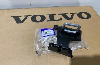 VOLVO XC40 1 generation (2017-2024) Крюк капотa 32244455 35530856