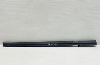 VOLVO XC90 1 generation (2002-2014) Стеклоуплотнитель задней правой двери 31845556 33893940