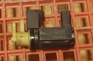 VOLVO XC60 1 generation (2008-2017) Solenoid Valve 31339808 33120057