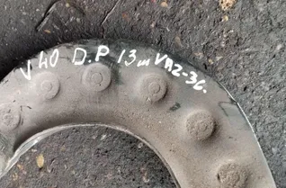 VOLVO V40 Cross Country 1 generation (2012-2020) Rear Right Arm 31406582 33154555