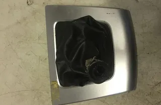 MAZDA 5 1 generation (2005-2010) Пластиковая отделка  переключения передач C2964341 34337738