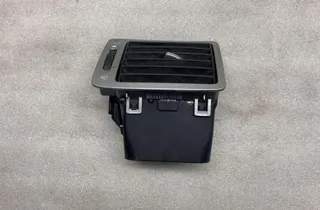 PEUGEOT 307 1 generation (2001-2008) Вентиляционные отверстия центральной консоли 226327,9634498977 34334630