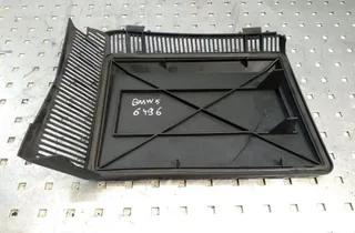 BMW 5 Series E39 (1995-2004) Air Filter Box Upper Part 8379627 34335757