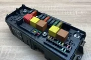 OPEL Vectra C (2002-2005) Fuse Box 13112920,519037014 34363628