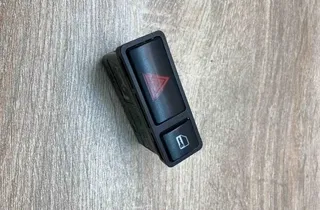 BMW X5 E53 (1999-2006) кнопка опасности 8368920 34359750